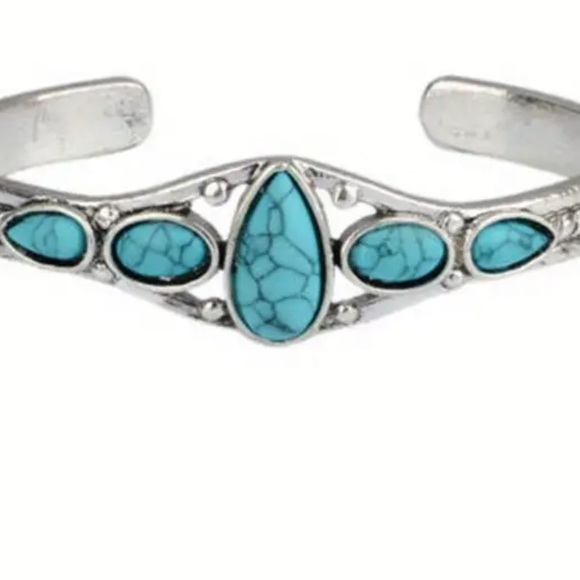 Teardrop Turquoise Bracelet Silver Open Adjustable Western Style Cuff 
C3 - Picture 4 of 10